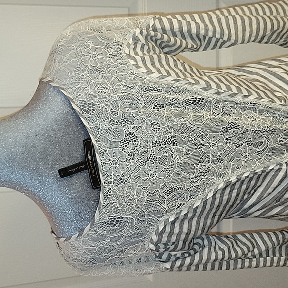 Bcbg Striped Grey White Lace Back Top - Picture 7 of 12